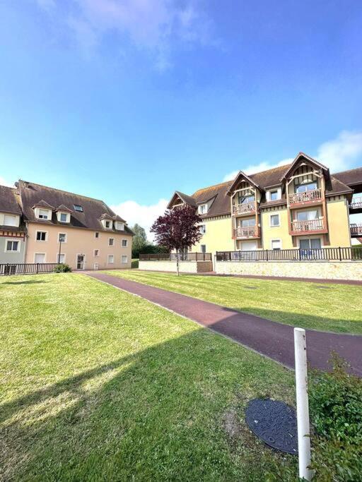 7mn De Deauville Jardin Wifi Box Tv
